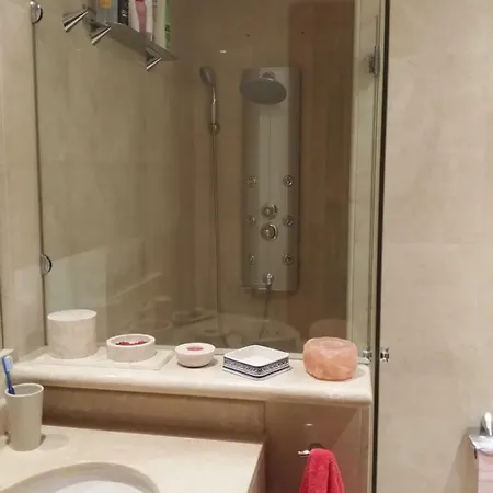 Casa Cafer 아파트